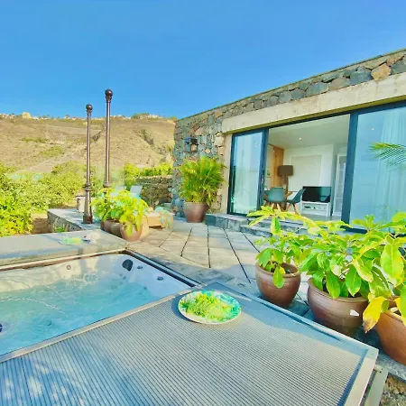 Casa Lava Luminosa Y Con Magnificas Vistas Holiday home