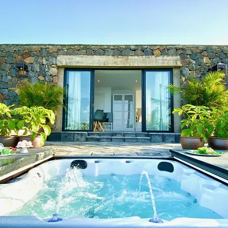 Casa Lava Luminosa Y Con Magnificas Vistas La Orotava